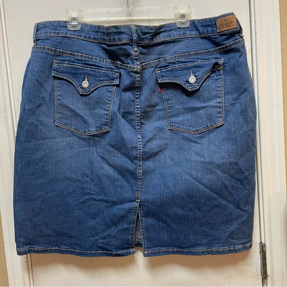 Levi’s Perfectly Shaping Y2K Denim Skirt Plus Size Stretchy Comfy Size 22